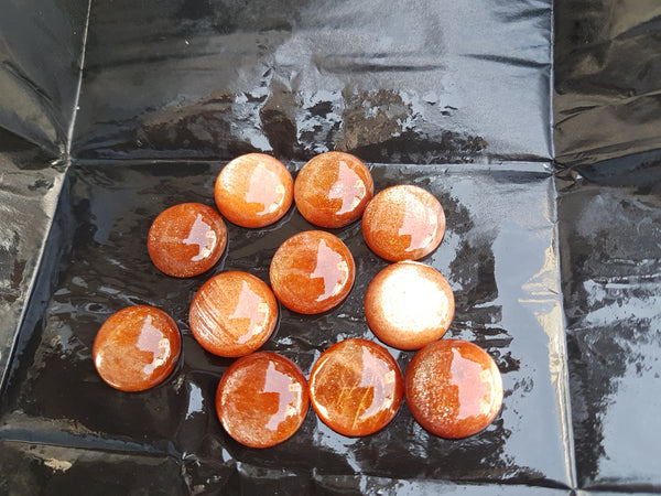 Masterpiece Collection : 20 MM Round Cabochon of Golden Brown Fire Color Play of Sun Stone, Natural Gemstone > Wholesale Lot/Parcel