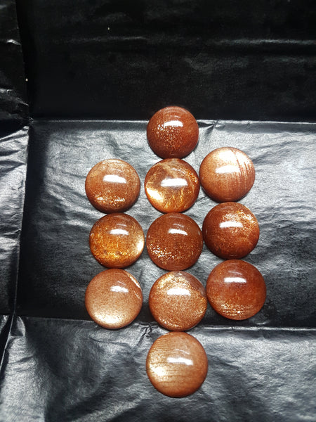 Masterpiece Collection : 20 MM Round Cabochon of Golden Brown Fire Color Play of Sun Stone, Natural Gemstone > Wholesale Lot/Parcel