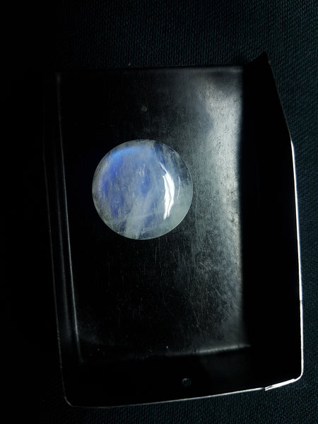 Good Quality of White Rainbow Moonstone Free Sized Large smooth cabochons Wholesale lot / parcel Sample