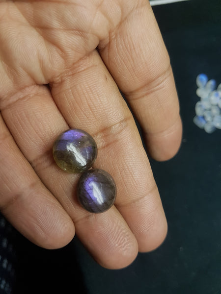 Masterpiece Collection : 15 mm Round Natural Purple/Pink Fire Labradorite Rose Cut Round Faceted Cabochon Gems > Wholesale Parcel/Lot