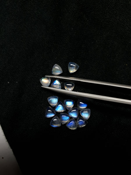 Masterpiece Blue Flashy White Rainbow Moonstone Calibrated 5 x 5 mm Trillion Cabochon Loose Gem, 100 % Natural Gems AAA