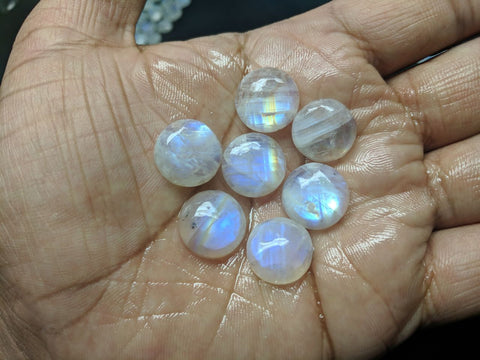 Masterpiece Collection : 15 mm Round Natural Rainbow Flashy White Moonstone Rose Cut Round Faceted Cabochon Gems > Wholesale Parcel/Lot
