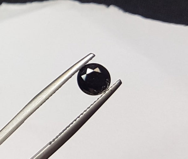 Magnificent 0.92 cts Pitch Black Diamond Solitaire Brilliant Cut Round > Loose Gemstone AAA
