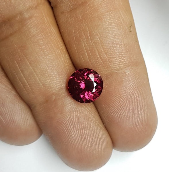 3.95 cts Natural Hot Burgandy Rubellite, Faceted Round Gem, Great color, Eye Clean Loose Gemstone AAA