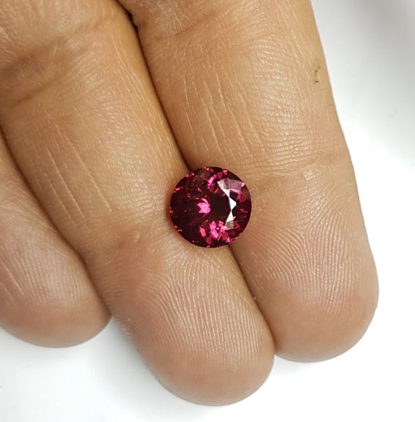 3.95 cts Natural Hot Burgandy Rubellite, Faceted Round Gem, Great color, Eye Clean Loose Gemstone AAA