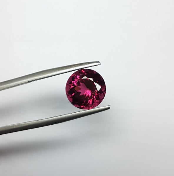 3.95 cts Natural Hot Burgandy Rubellite, Faceted Round Gem, Great color, Eye Clean Loose Gemstone AAA