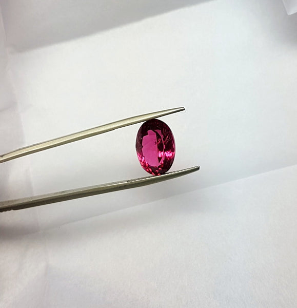 6.65 cts Natural Hot Luscious Rubellite, Faceted Oval Gem, Great color, Eye Clean Loose Gemstone AAA