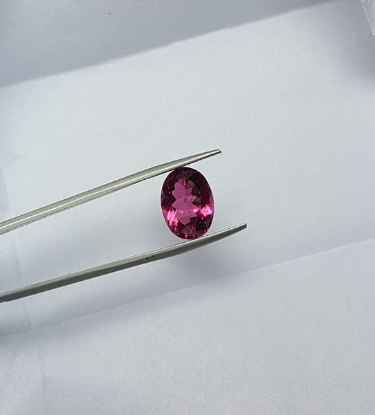 6.65 cts Natural Hot Luscious Rubellite, Faceted Oval Gem, Great color, Eye Clean Loose Gemstone AAA