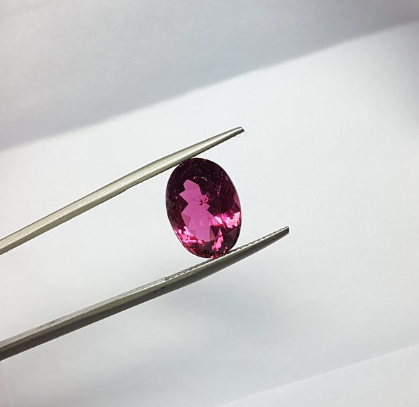 6.65 cts Natural Hot Luscious Rubellite, Faceted Oval Gem, Great color, Eye Clean Loose Gemstone AAA