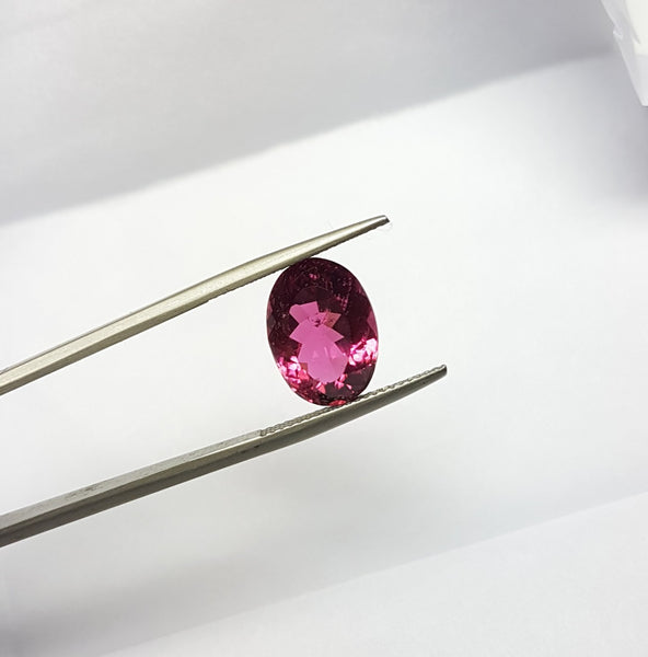 6.65 cts Natural Hot Luscious Rubellite, Faceted Oval Gem, Great color, Eye Clean Loose Gemstone AAA