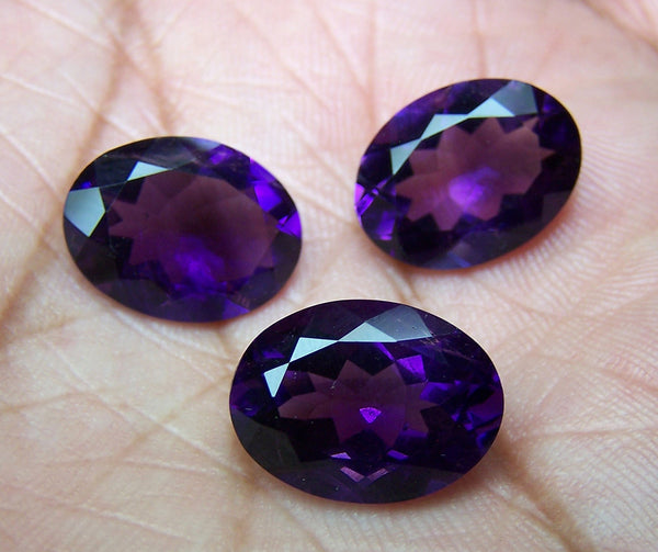 Masterpiece Collection : 12 x 16 MM Amazing Hot Purple-Blue Shade of African Amethyst, Oval Cut Gems, 100 % Natural Loose Wholesale Sample Lot/Parcel AAA