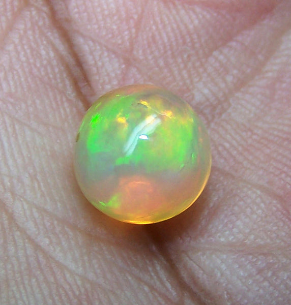 Masterpiece Ultra Rare Insane Multi Rainbow Fire Color Play Ethiopian Welo Opal Smooth 9 MM Round Sphere Ball AAA