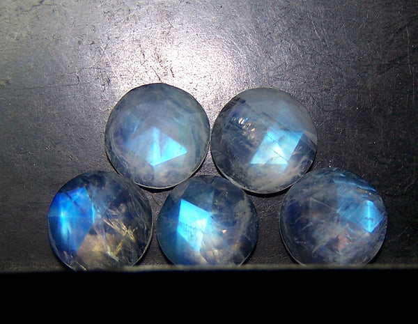 Masterpiece Collection : 8 mm Round Natural Rainbow Flashy White Transparent Moonstone Rose Cut Round Faceted Cabochon Gems > Wholesale Parcel/Lot