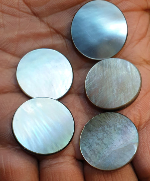 Masterpiece Collection : Black/Grey Natural Mother of Pearl Round Cabochon Gems > Wholesale Parcel/Lot