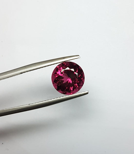 3.95 cts Natural Hot Burgandy Rubellite, Faceted Round Gem, Great color, Eye Clean Loose Gemstone AAA